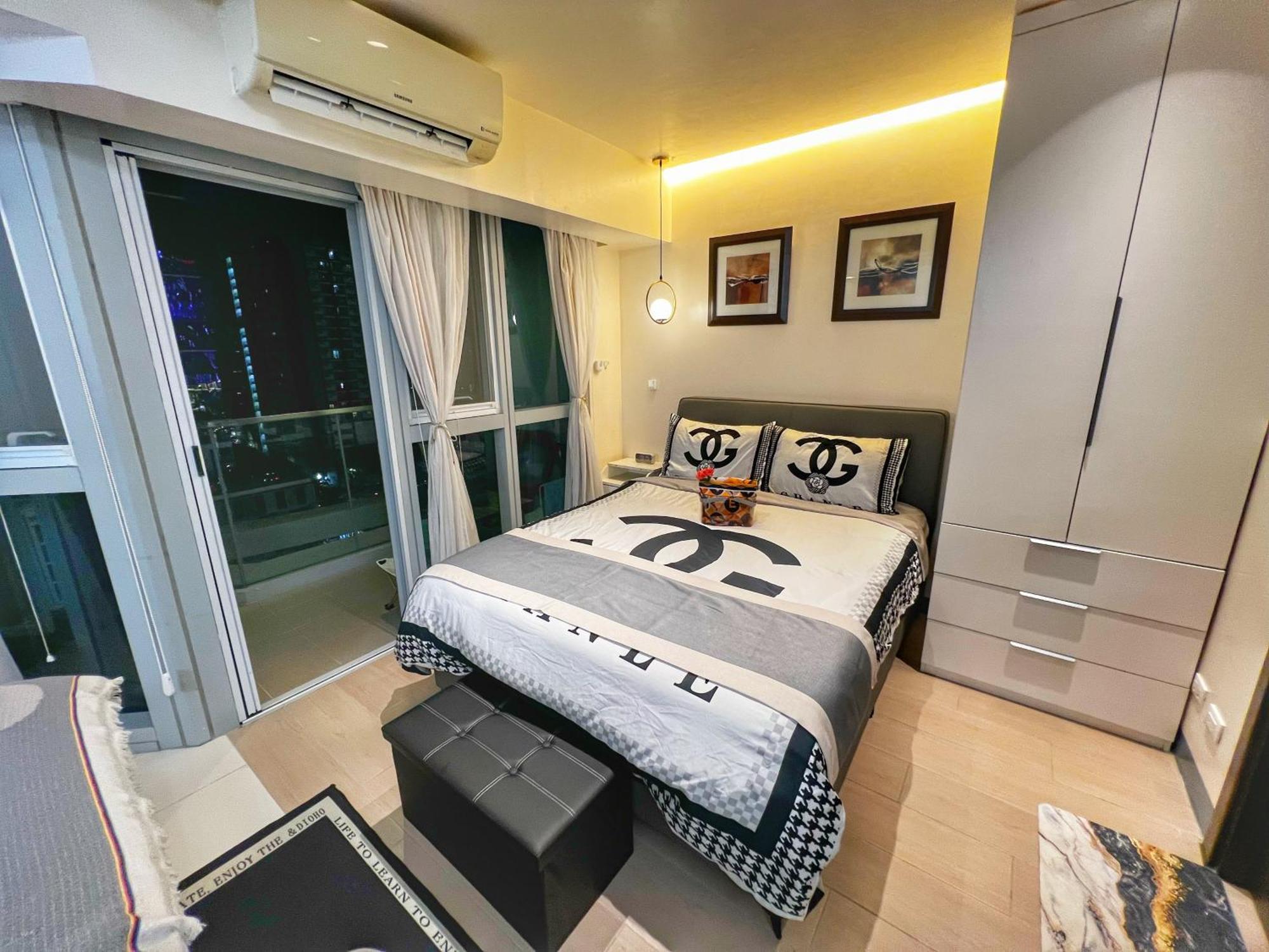 Eg Private House -Bgc Uptown Apart otel Taguig Dış mekan fotoğraf