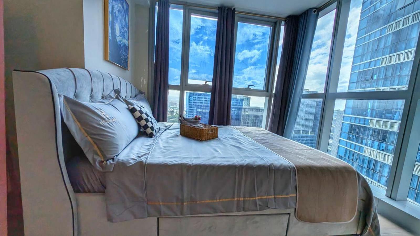 Eg Private House -Bgc Uptown Apart otel Taguig Dış mekan fotoğraf