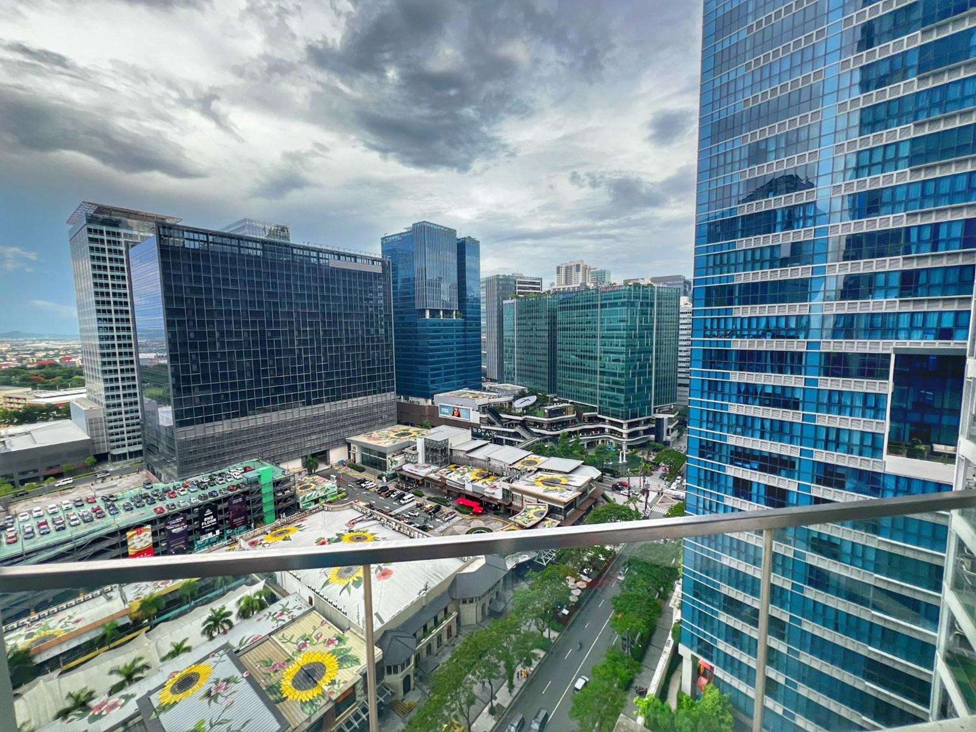 Eg Private House -Bgc Uptown Apart otel Taguig Dış mekan fotoğraf