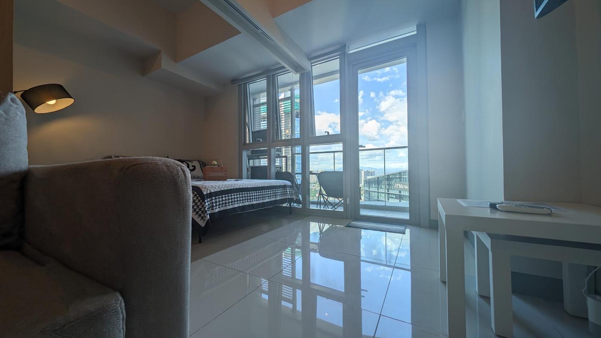 Eg Private House -Bgc Uptown Apart otel Taguig Dış mekan fotoğraf
